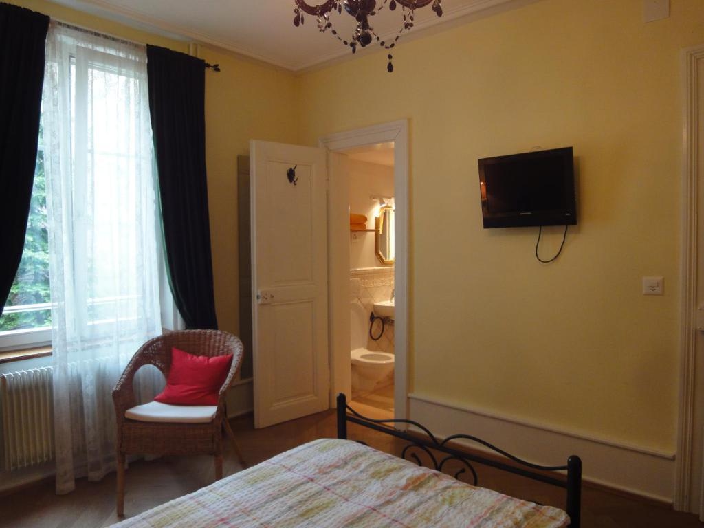 Bed & Breakfast 3 3*