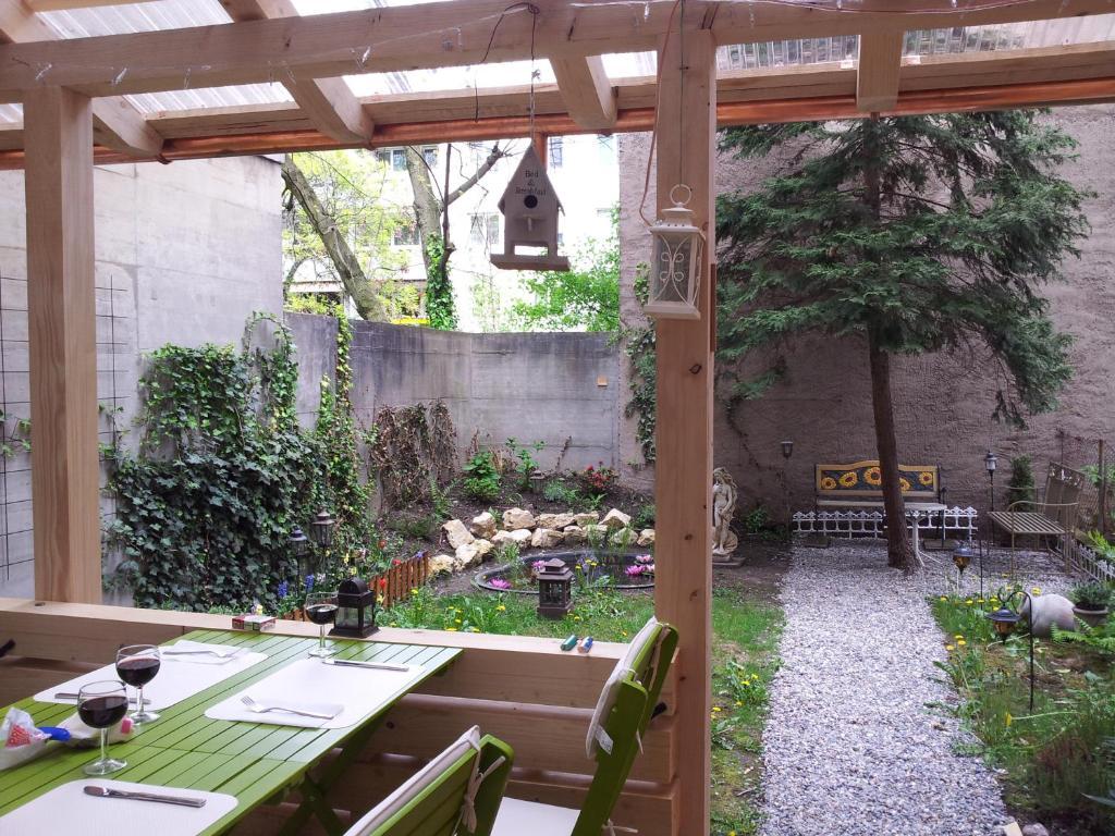 Bed & Breakfast 3 Basilea
