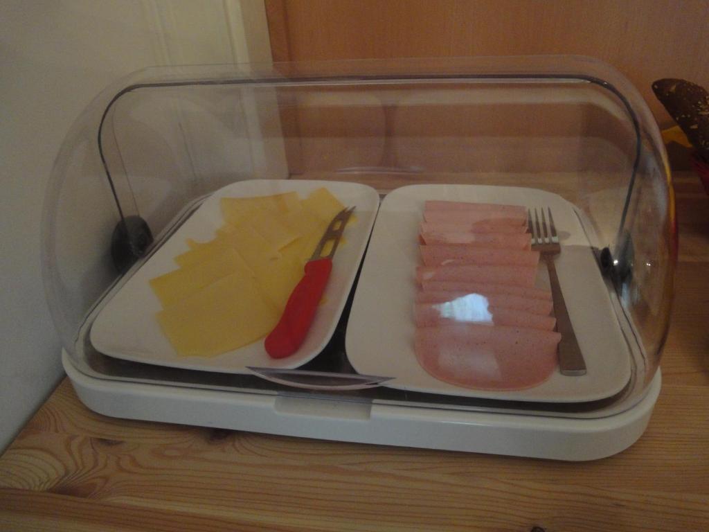 3 Bed & Breakfast
